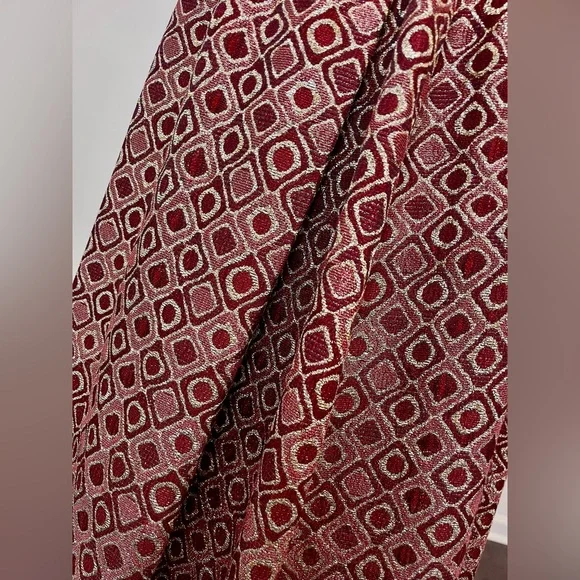 VTG 1970s Red + Gold Patterned Maxi Skirt - Picture 3 of 3